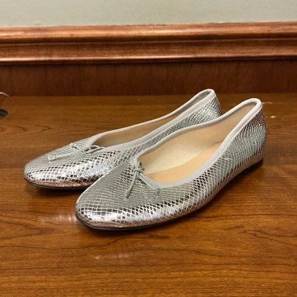 J Crew Zoe ballet flats in leather
Item BM696 - Picture 2 of 5